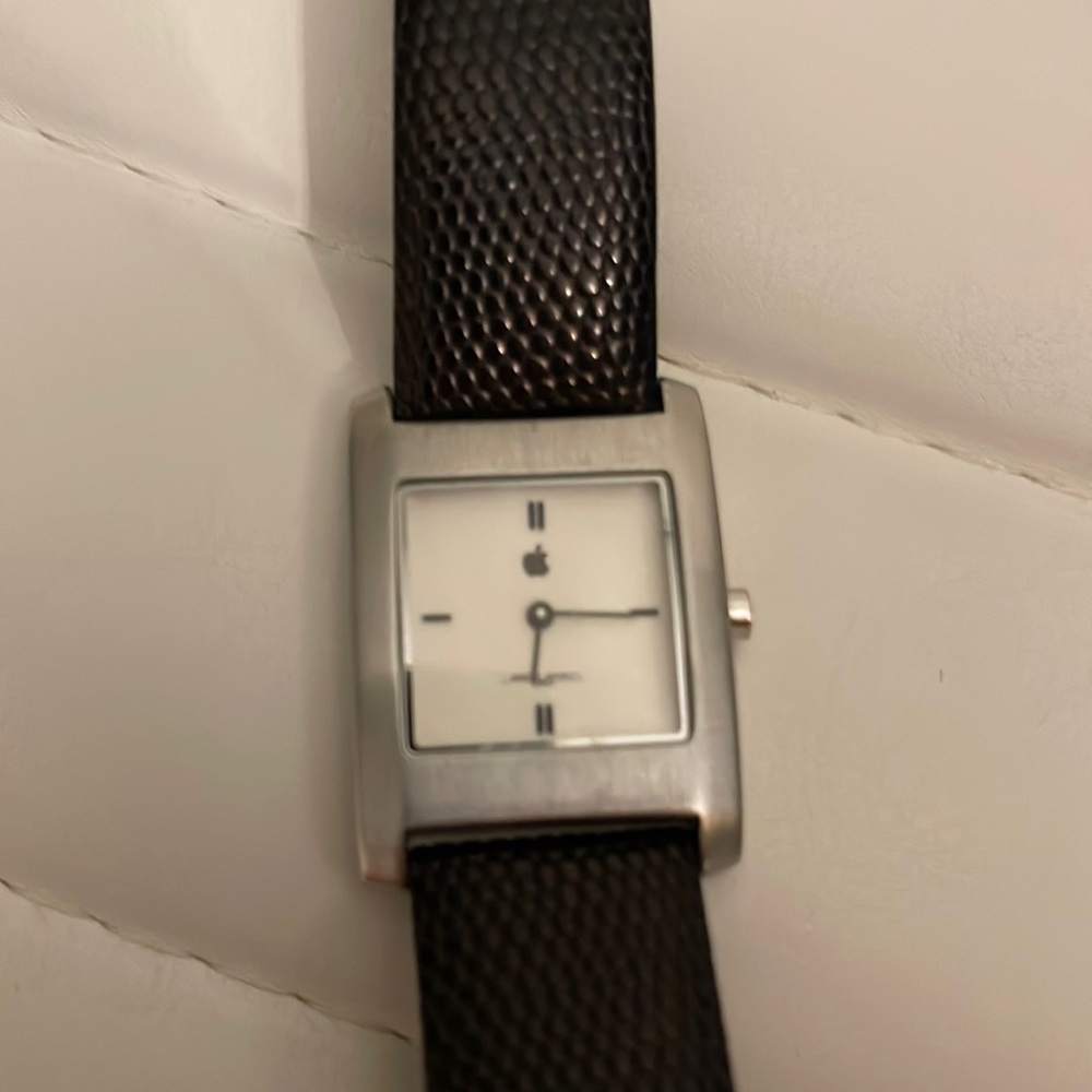 Apple logo watch w/ dark brown  band